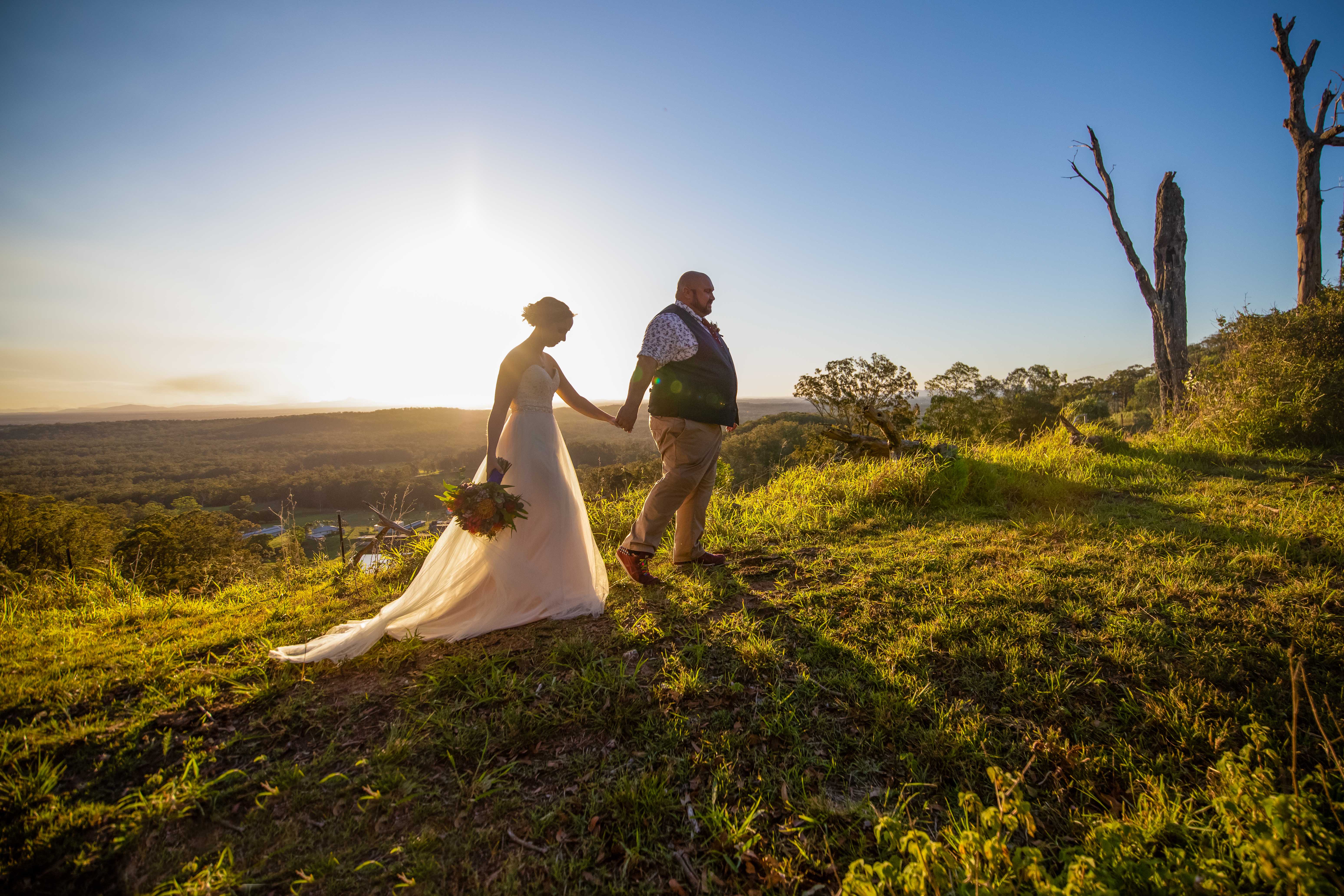 WEDDING - BRIDE - GROOM - SUNSET - WEDDING PHOTO - WEDDING DRESS - DESTINATION PHOTOGRAPHER